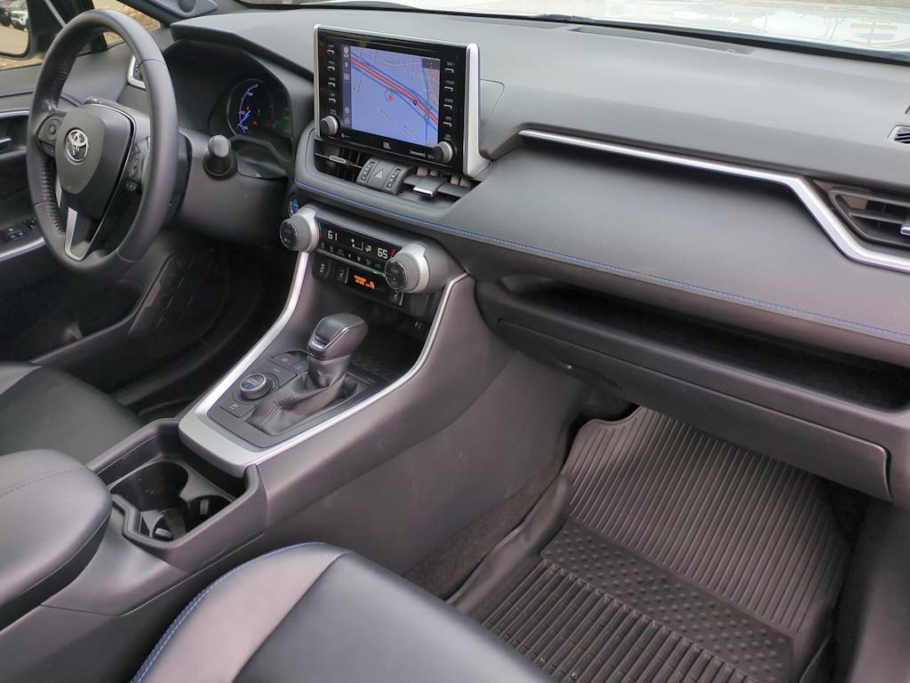 Thumbnail: 2019 Toyota RAV4 - 12