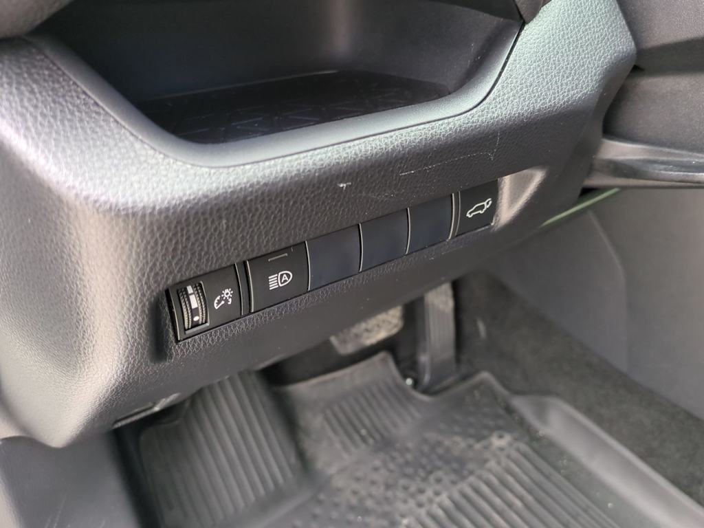 Thumbnail: 2019 Toyota RAV4 - 36