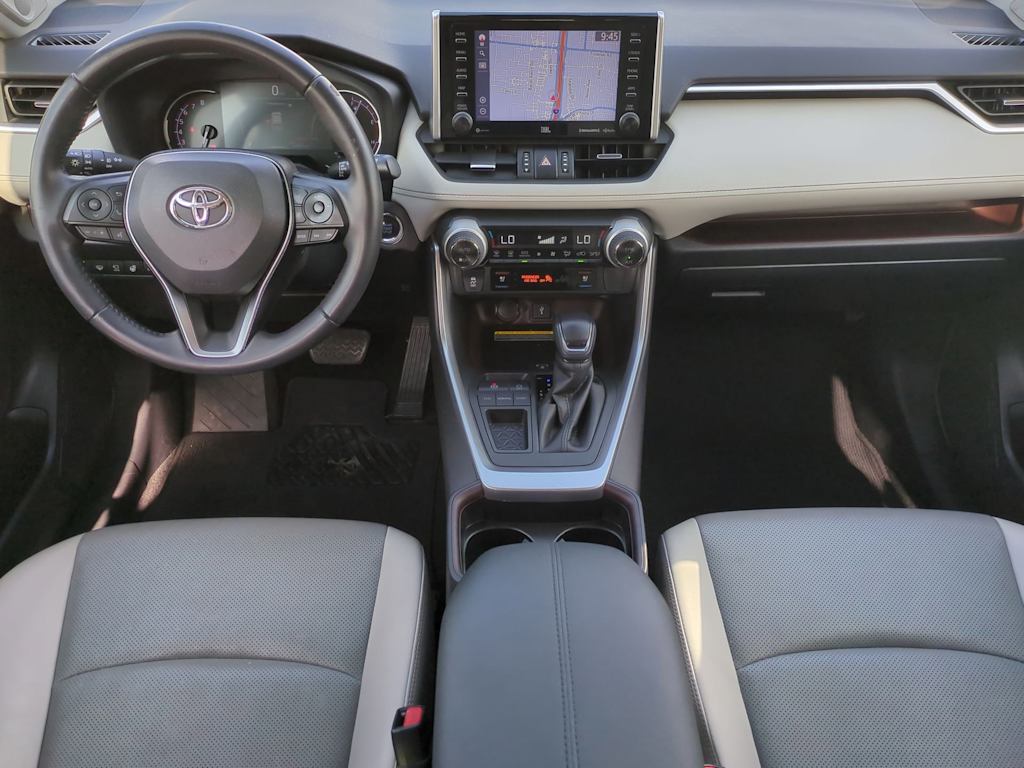 Thumbnail: 2021 Toyota RAV4 - 9