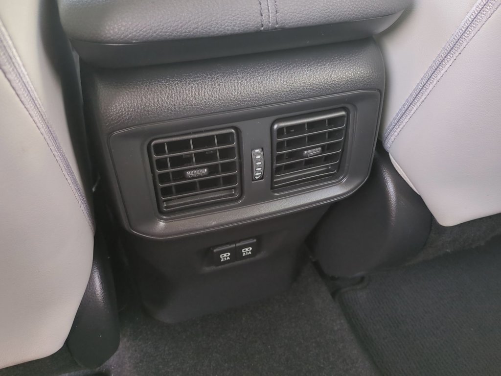 Thumbnail: 2021 Toyota RAV4 - 30