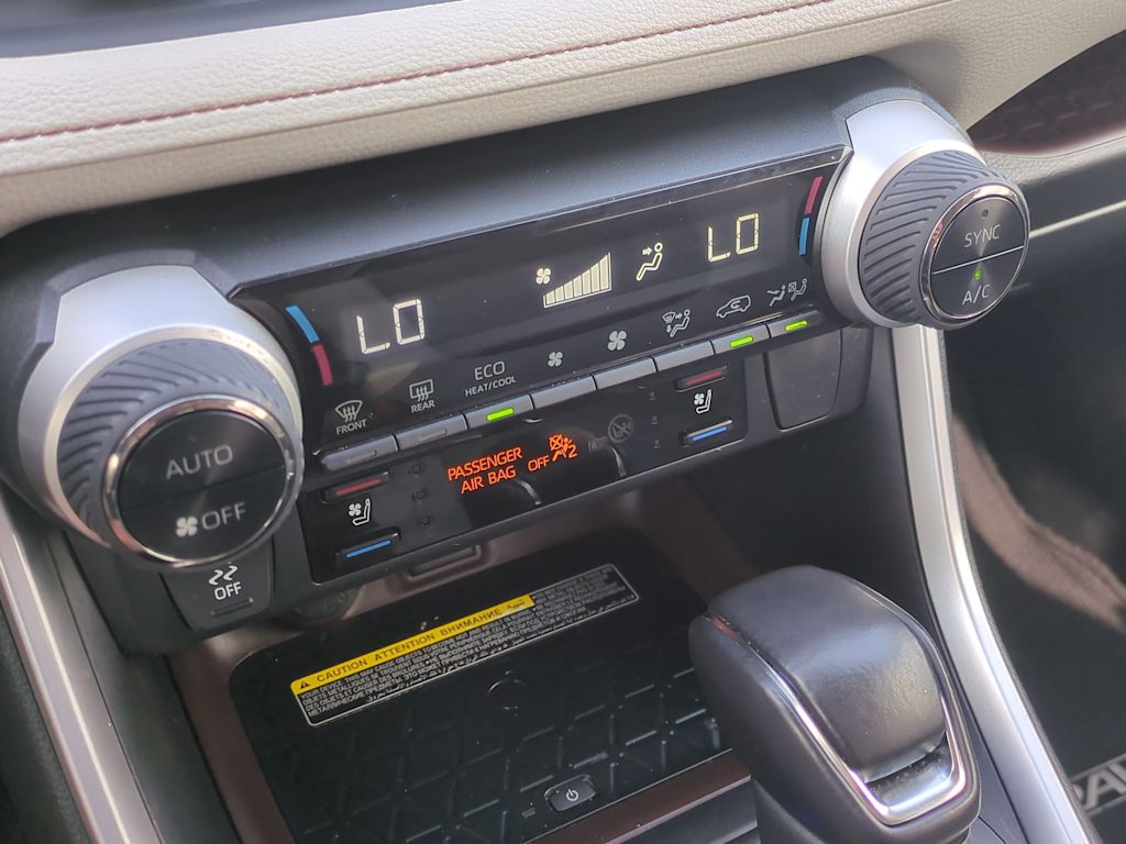 Thumbnail: 2021 Toyota RAV4 - 27