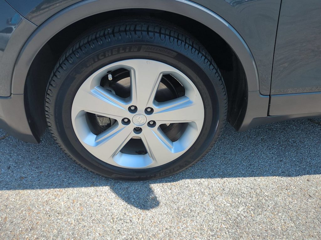 Thumbnail: 2016 Buick Encore - 31