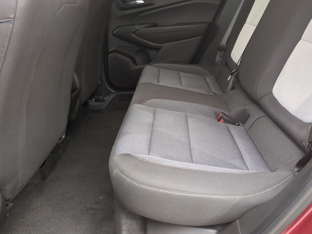 2025 Chevrolet Trax LS 13