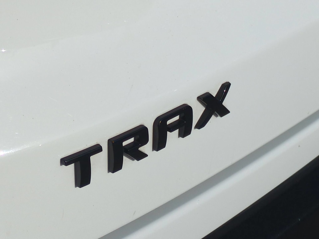 Thumbnail: 2025 Chevrolet Trax - 7