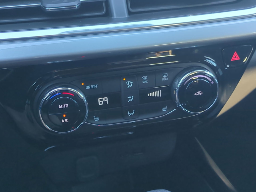 Thumbnail: 2024 Chevrolet Trax - 26