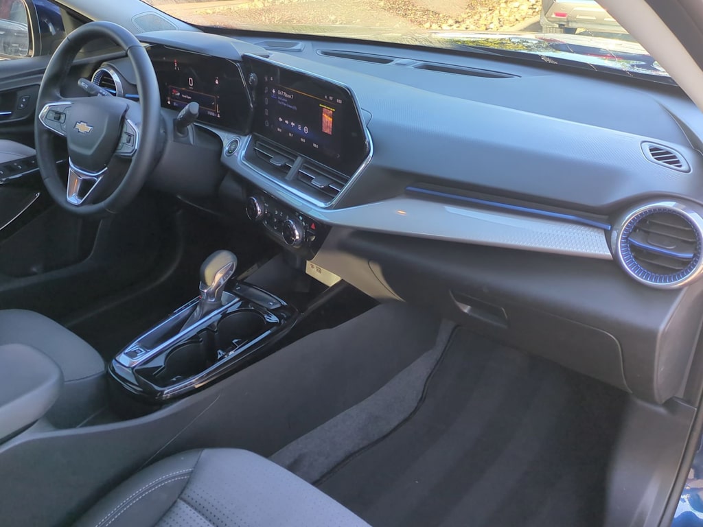 Thumbnail: 2024 Chevrolet Trax - 14