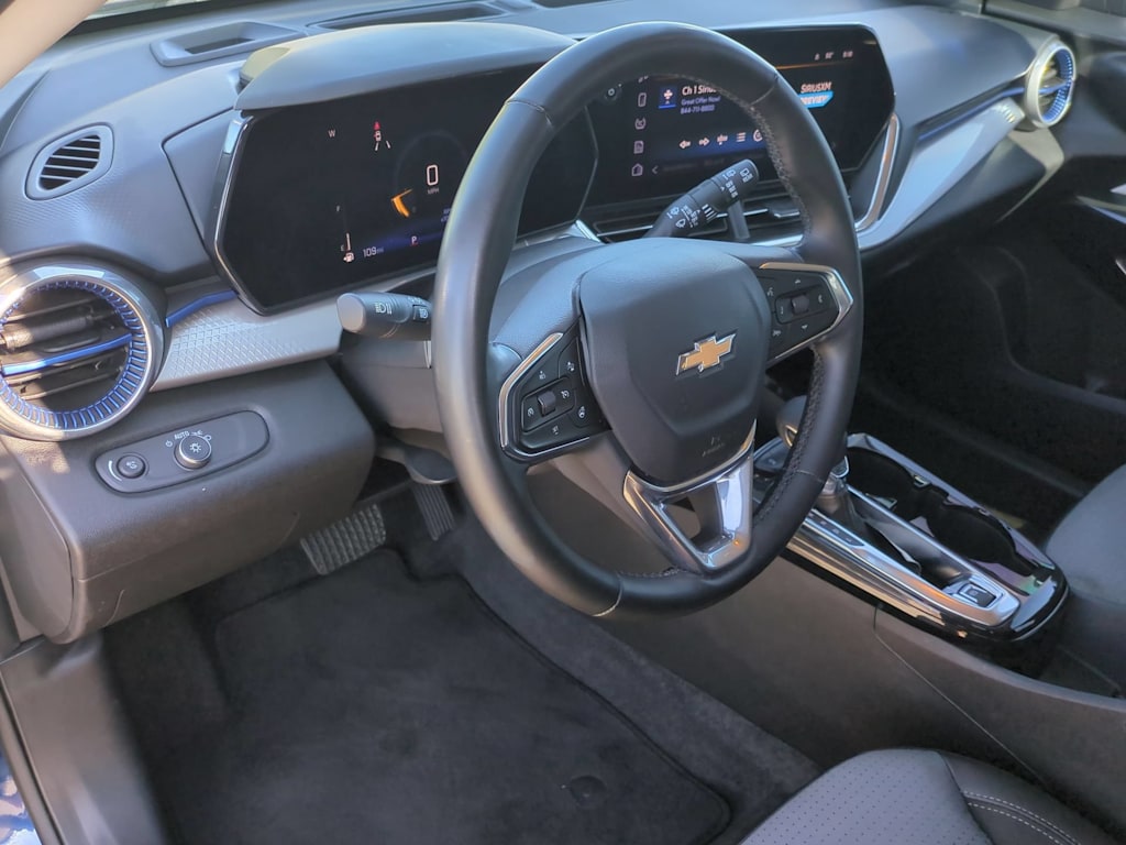 Thumbnail: 2024 Chevrolet Trax - 2