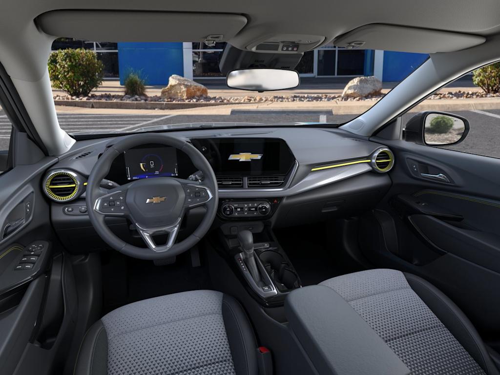 Thumbnail: 2026 Chevrolet Trax - 2
