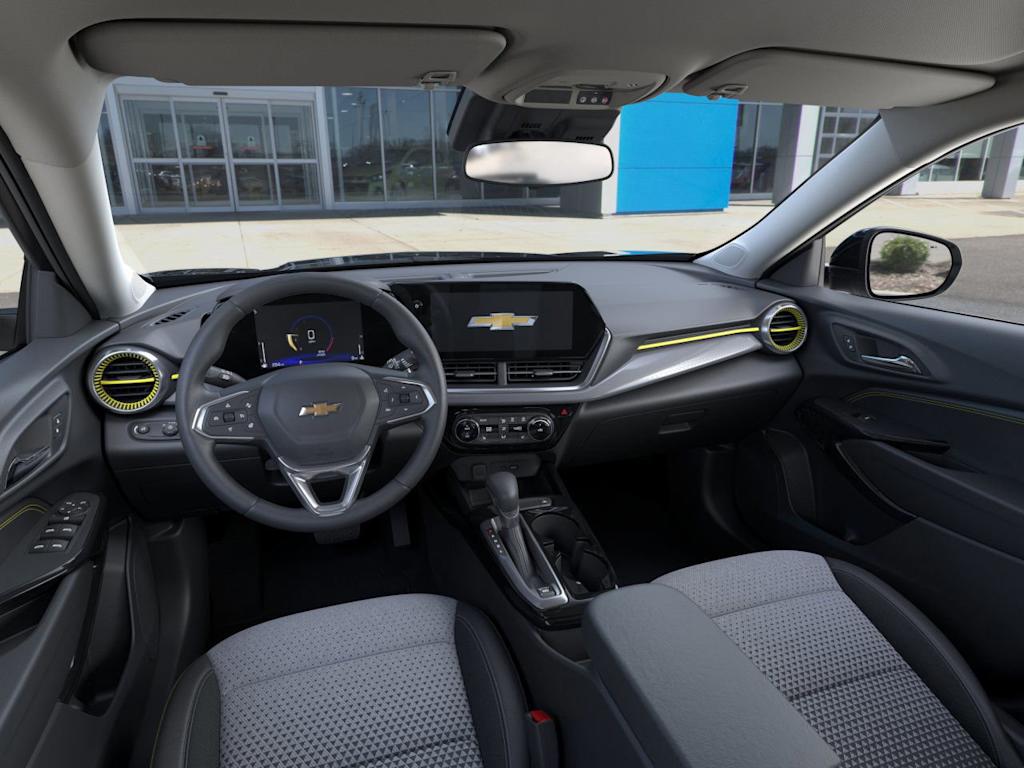 Thumbnail: 2026 Chevrolet Trax - 2