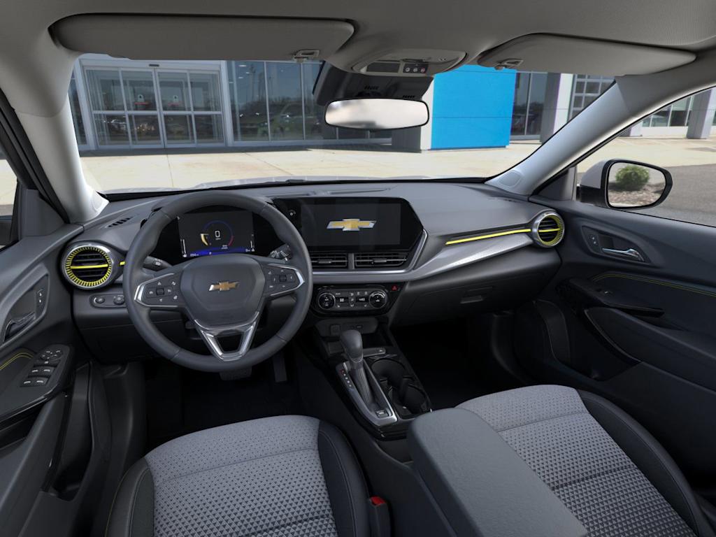 Thumbnail: 2026 Chevrolet Trax - 2
