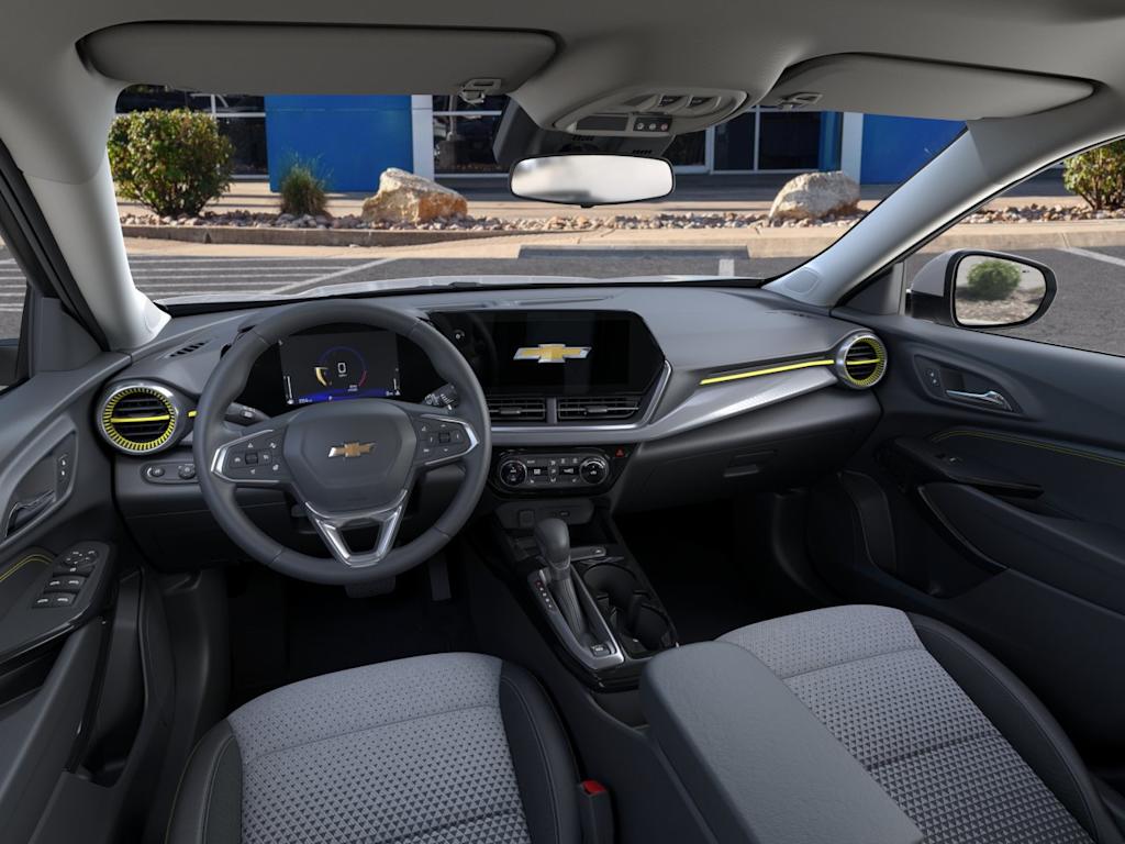 Thumbnail: 2026 Chevrolet Trax - 2