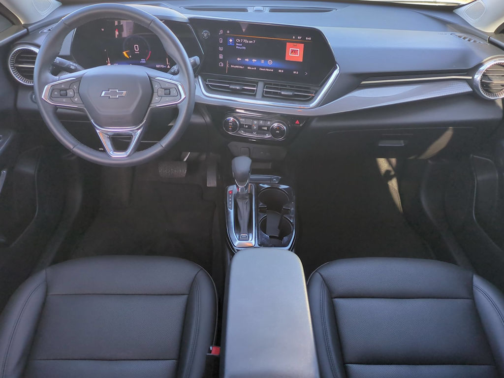 Thumbnail: 2024 Chevrolet Trax - 10