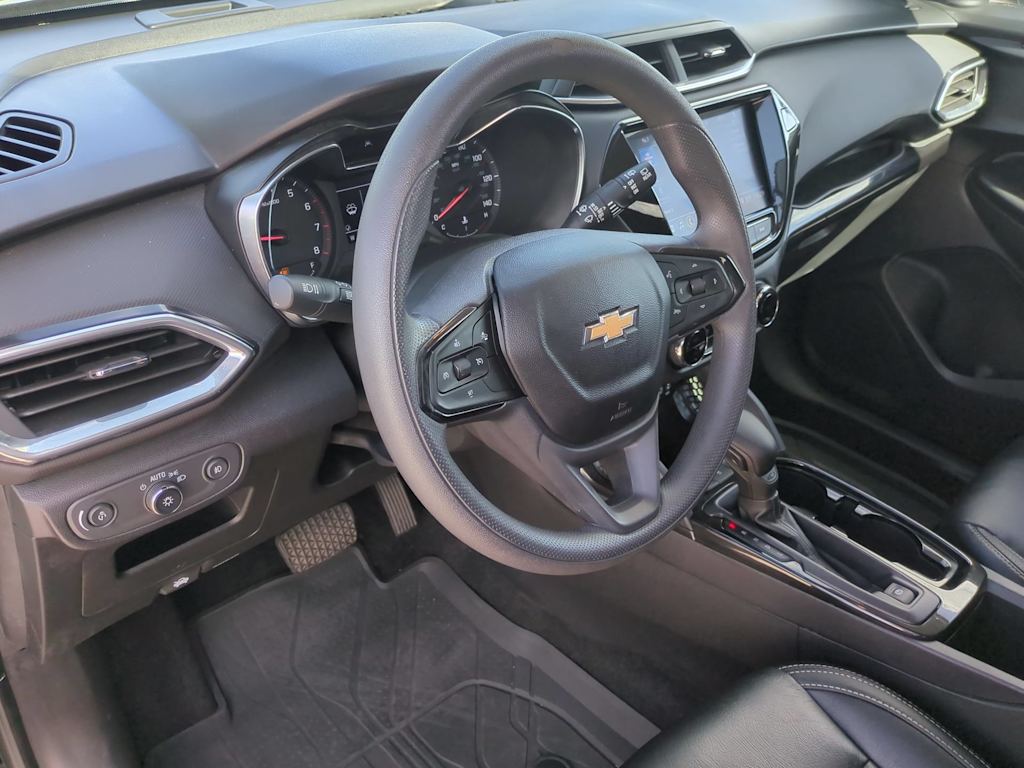 Thumbnail: 2022 Chevrolet TrailBlazer - 2