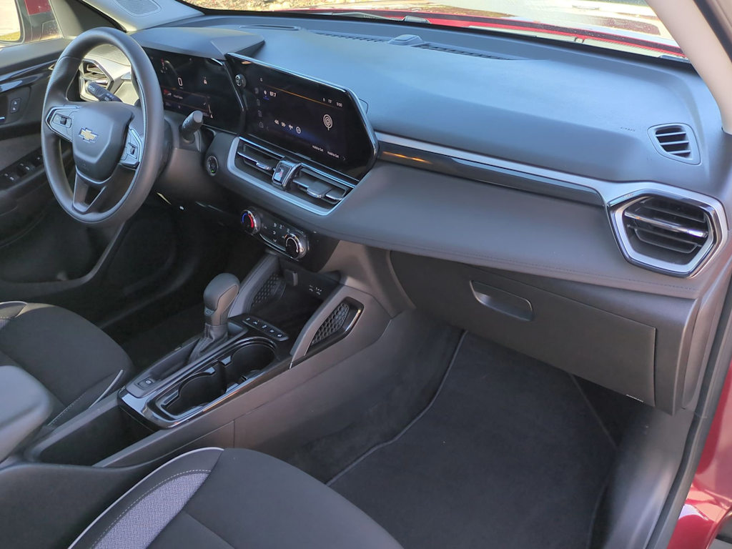 Thumbnail: 2025 Chevrolet TrailBlazer - 15