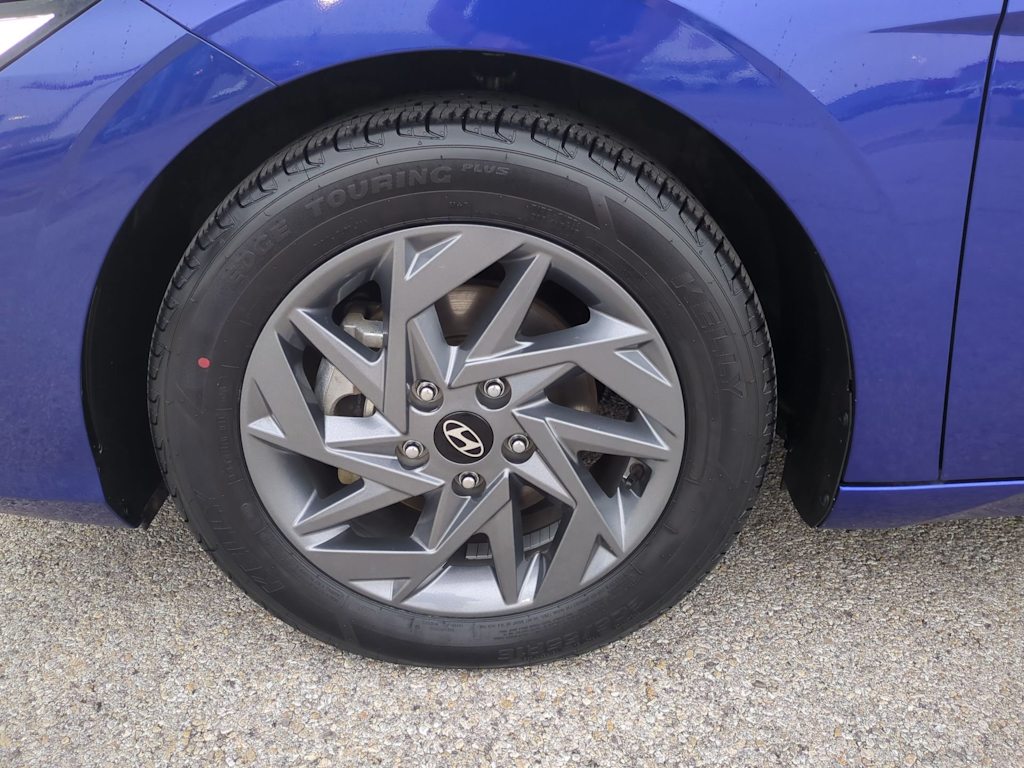 Thumbnail: 2024 Hyundai Elantra - 8
