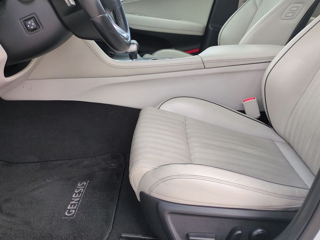 2021 Genesis G70 Elite 11