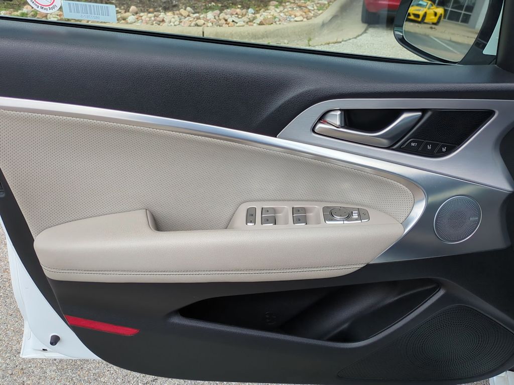 2021 Genesis G70 Elite 30
