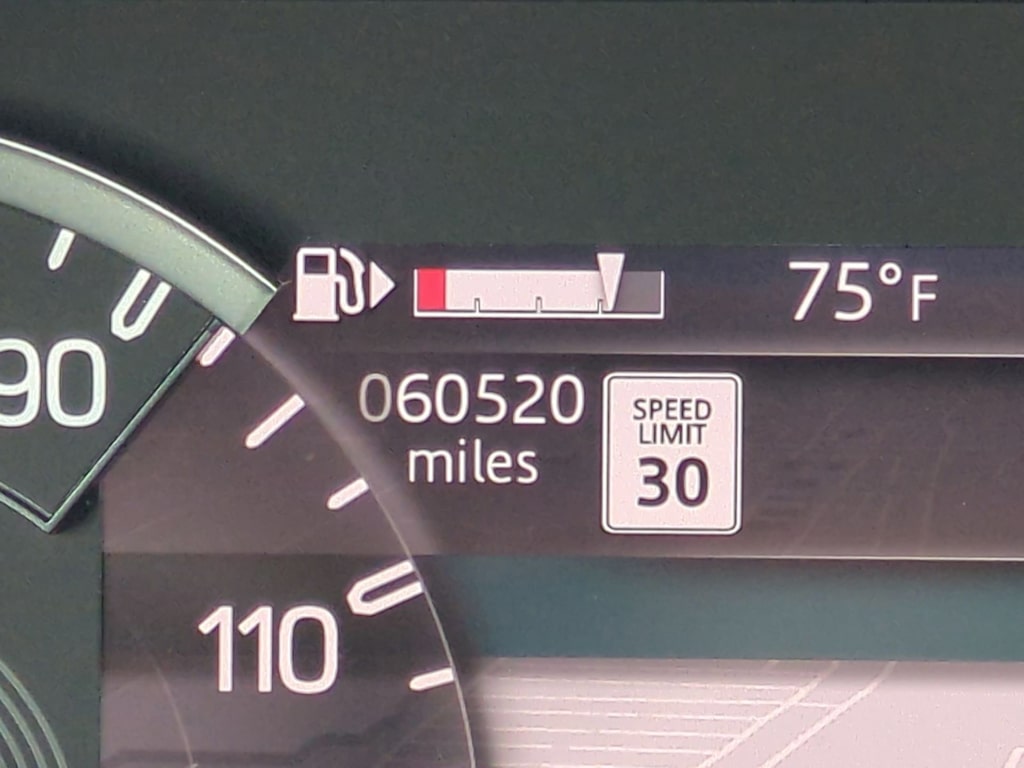 Thumbnail: 2023 Land Rover Defender - 16