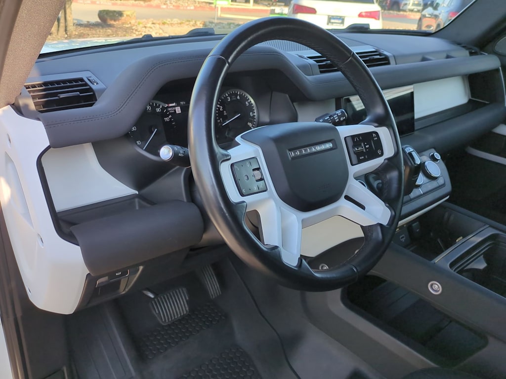 Thumbnail: 2023 Land Rover Defender - 2