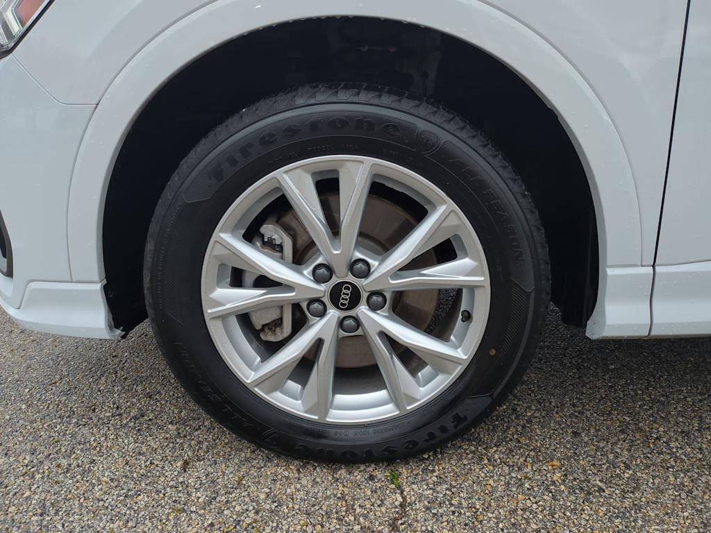 Thumbnail: 2024 Audi Q3 - 8