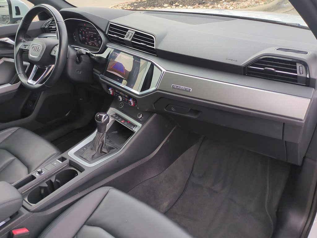 Thumbnail: 2024 Audi Q3 - 13