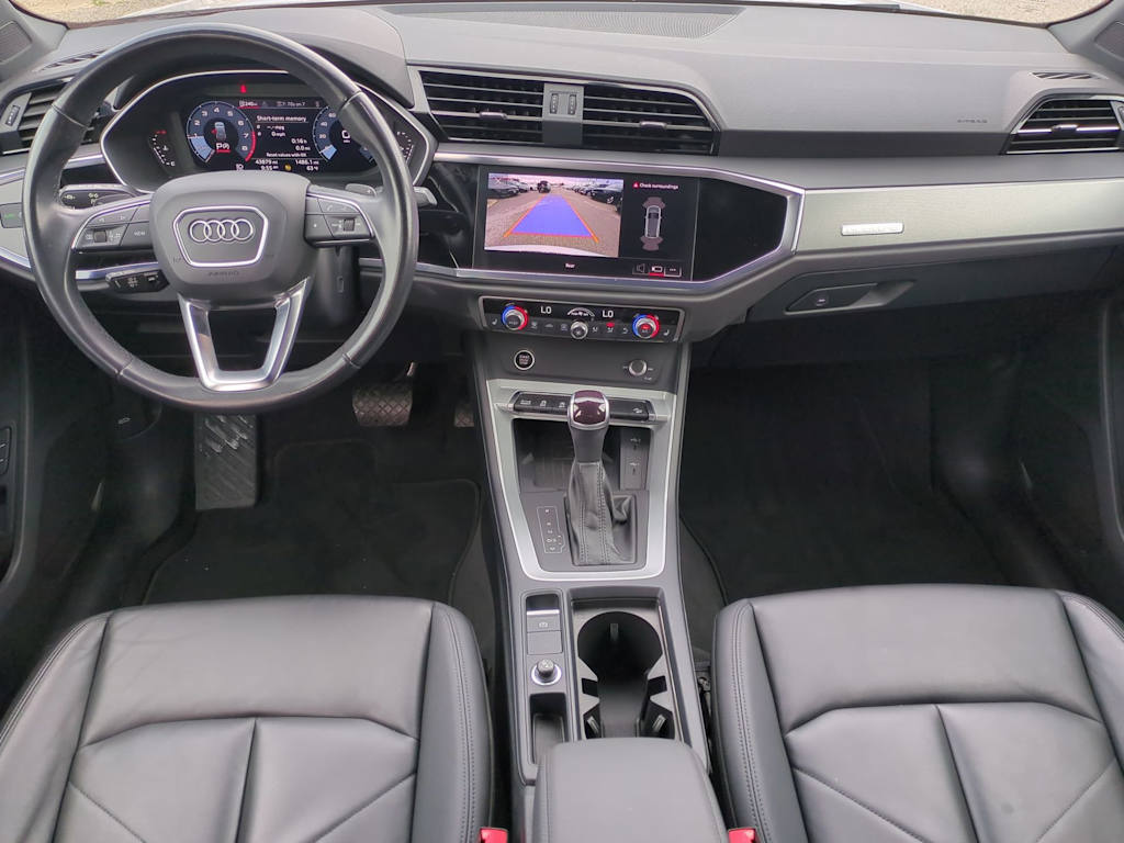 Thumbnail: 2024 Audi Q3 - 10