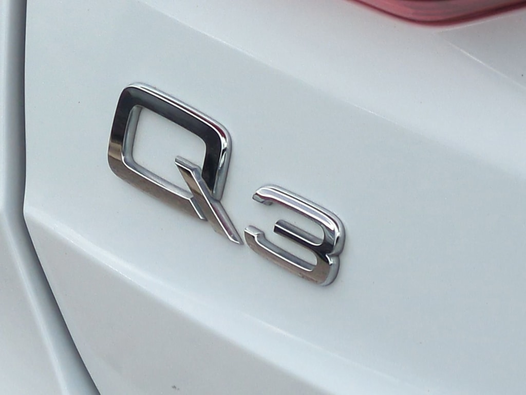 Thumbnail: 2024 Audi Q3 - 34