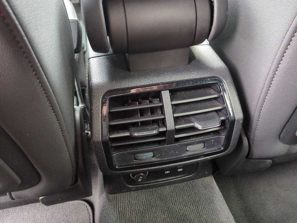 Thumbnail: 2024 Audi Q3 - 29