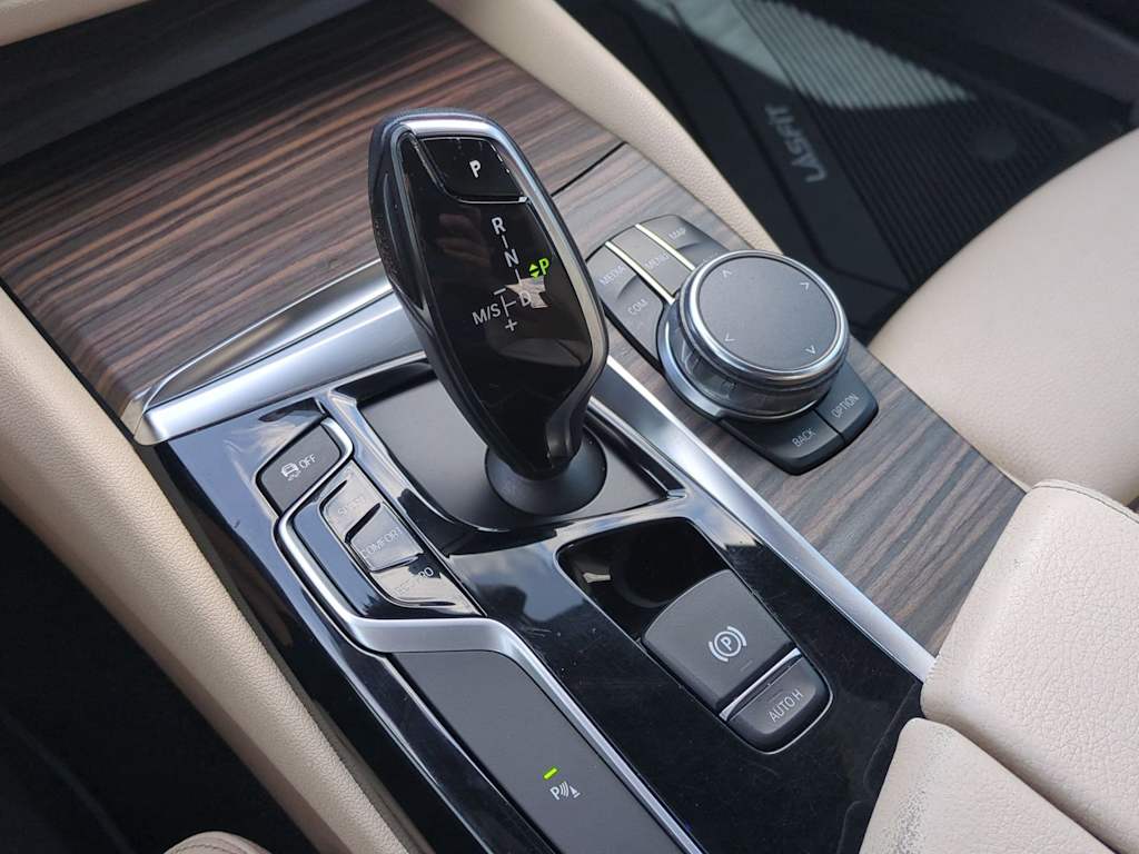 Thumbnail: 2018 BMW 5 Series - 15