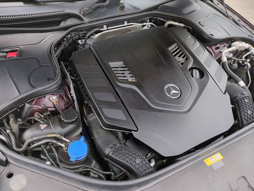 2019 Mercedes-Benz S-Class S 560 9