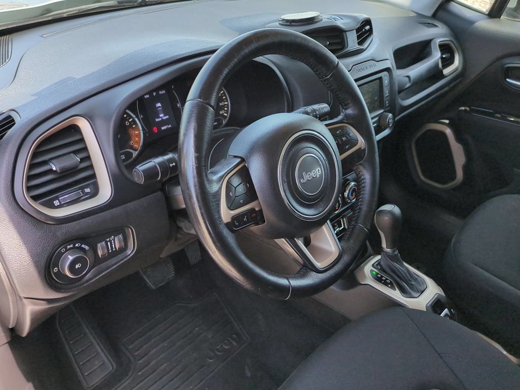 Thumbnail: 2017 Jeep Renegade - 2