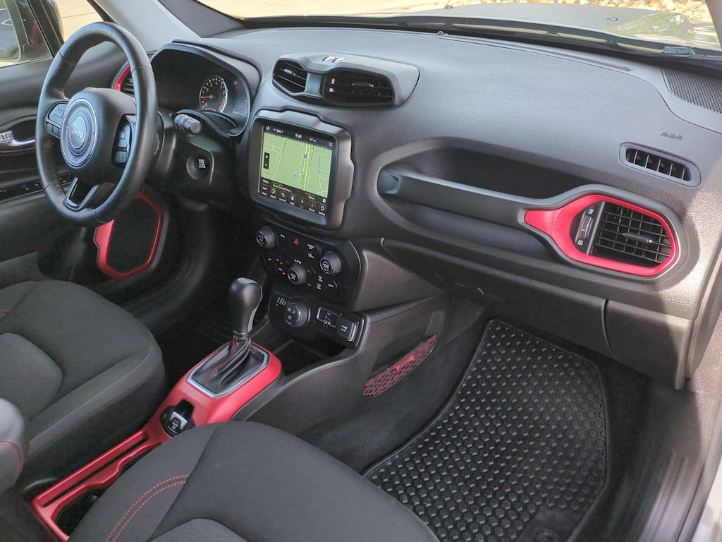 Thumbnail: 2022 Jeep Renegade - 14