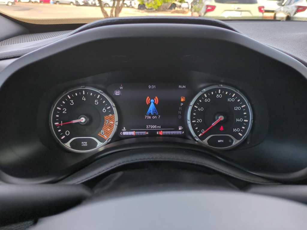 Thumbnail: 2022 Jeep Renegade - 17