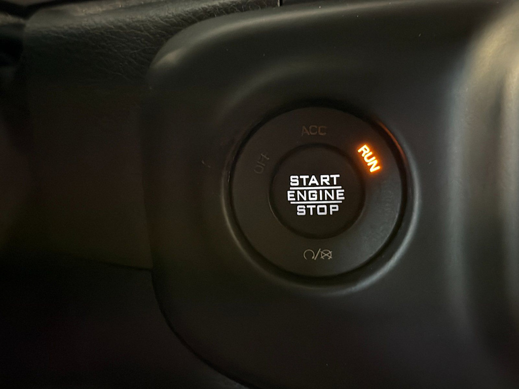 Thumbnail: 2021 Jeep Wrangler - 27
