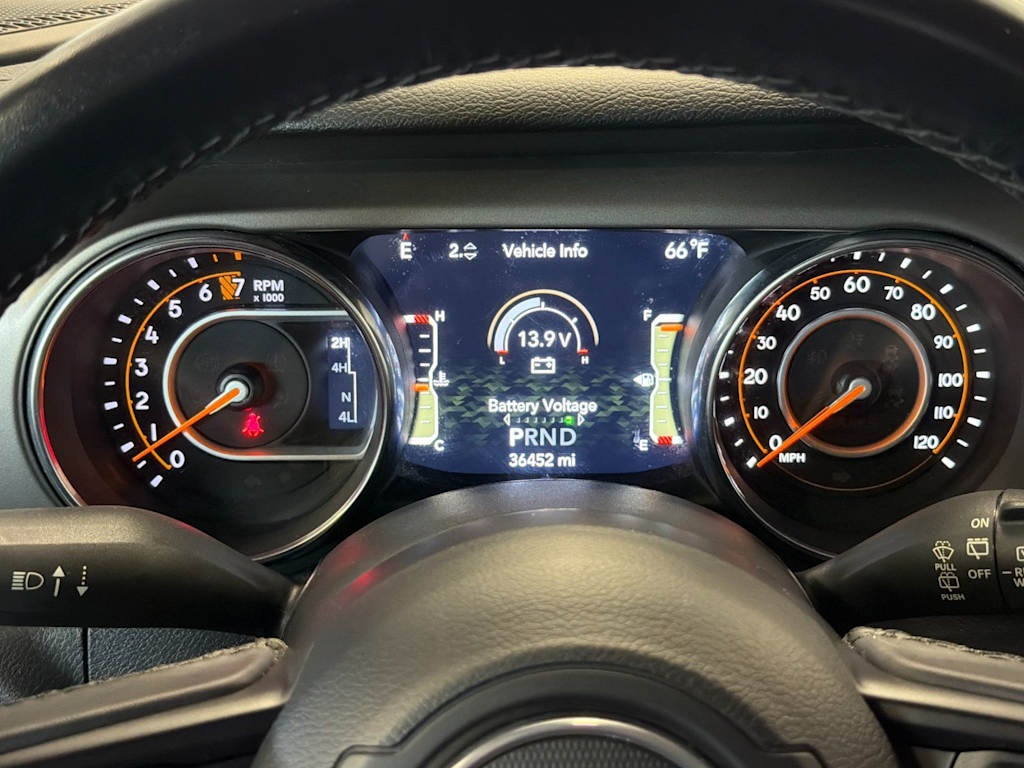 Thumbnail: 2021 Jeep Wrangler - 16