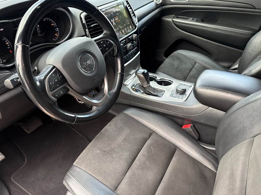 Thumbnail: 2020 Jeep Grand Cherokee - 9