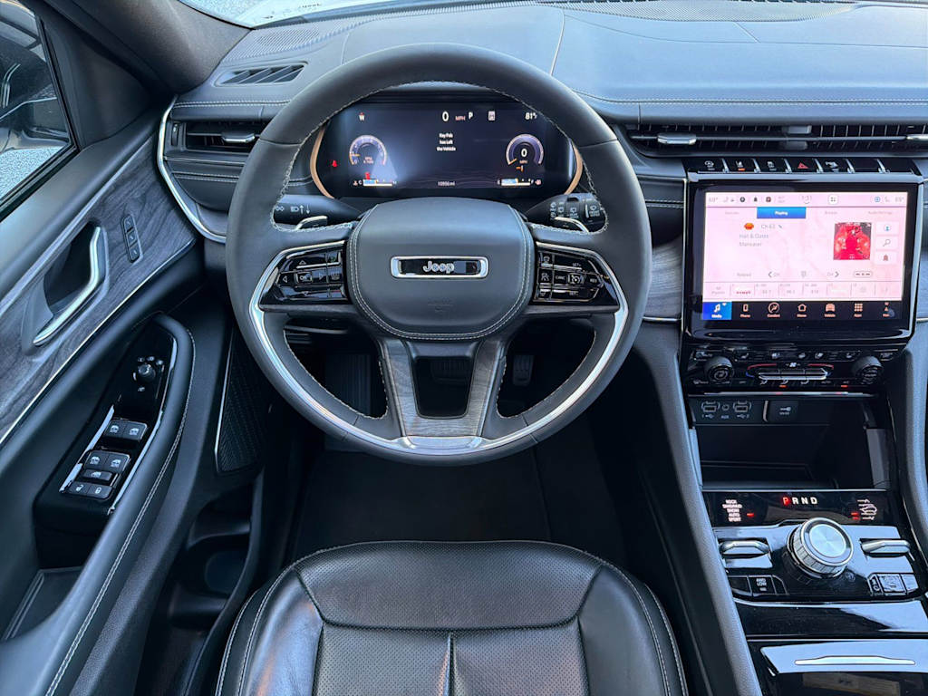 Thumbnail: 2024 Jeep Grand Cherokee - 10