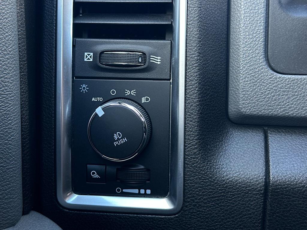 Thumbnail: 2020 RAM 1500 - 27