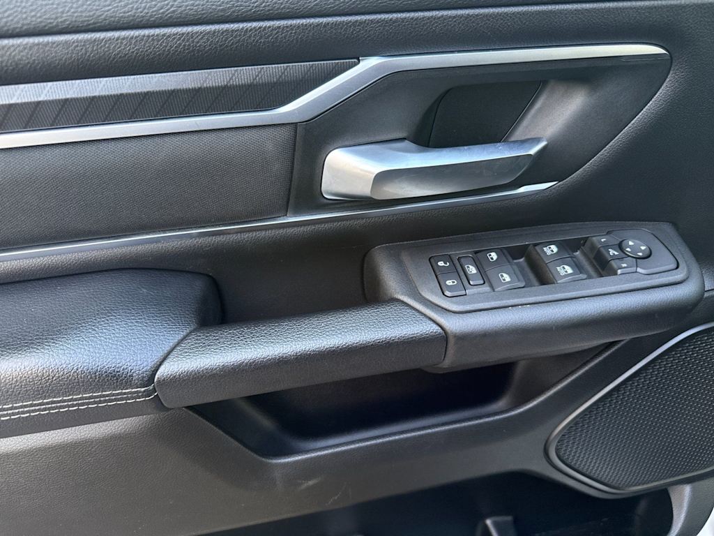 Thumbnail: 2025 RAM 1500 - 19