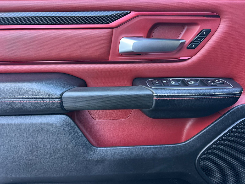 Thumbnail: 2021 RAM 1500 - 19