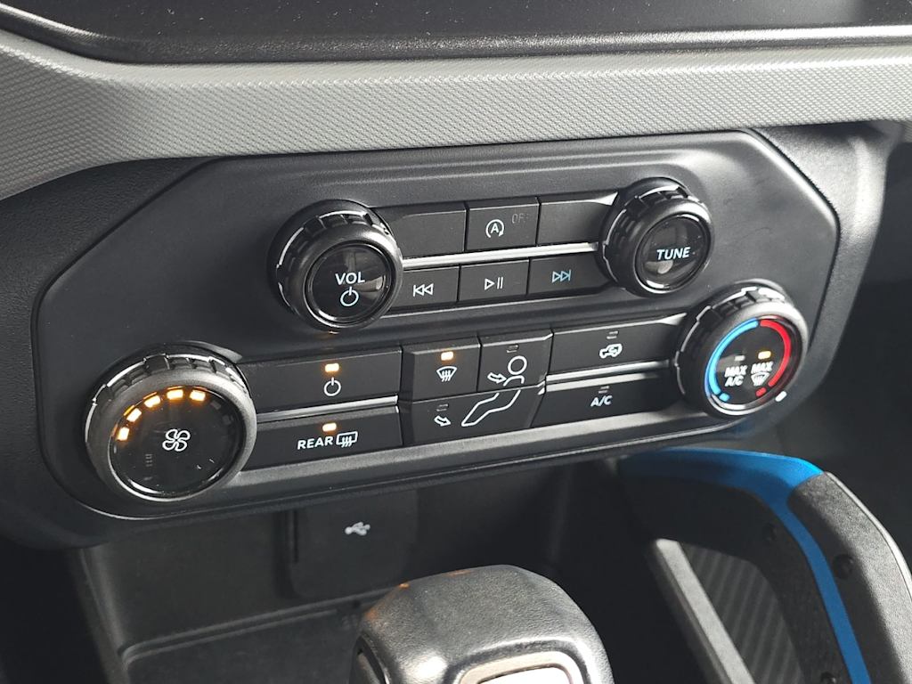 Thumbnail: 2022 Ford Bronco - 25