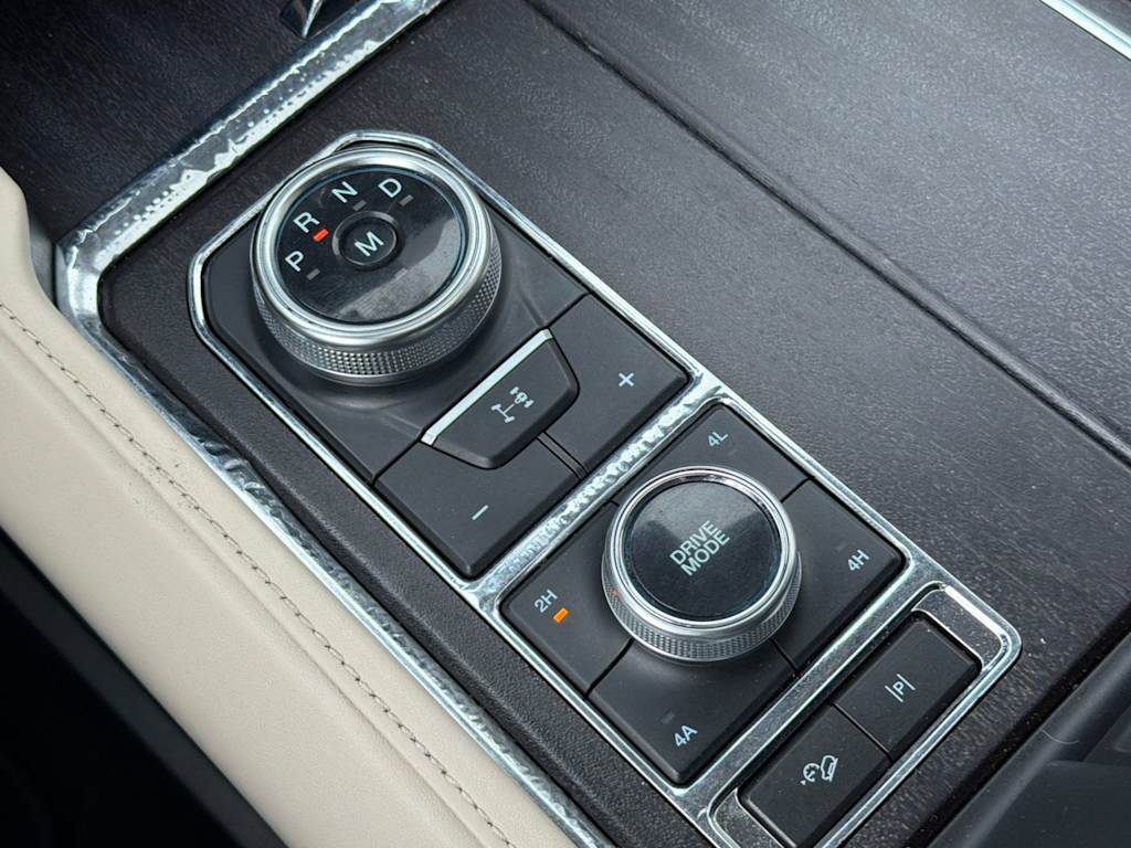 Thumbnail: 2023 Ford Expedition MAX - 16