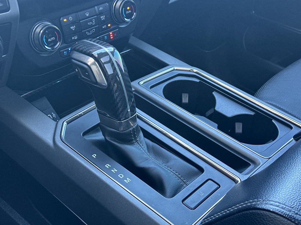 2020 Ford F-150 Raptor 25