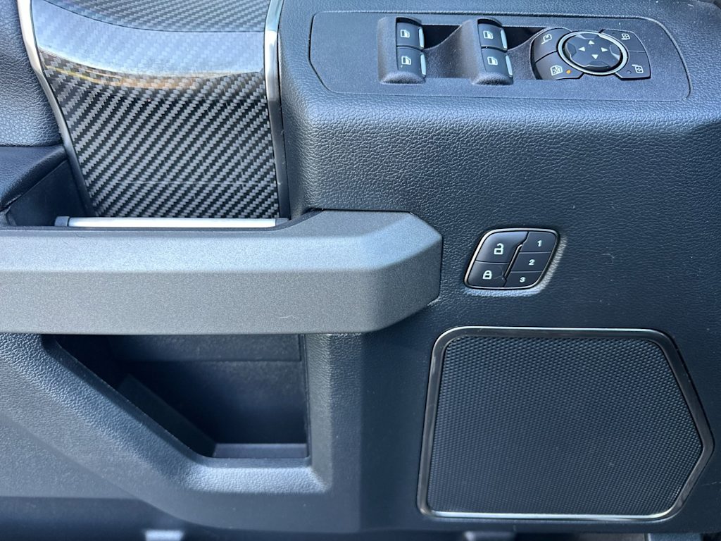 2020 Ford F-150 Raptor 20