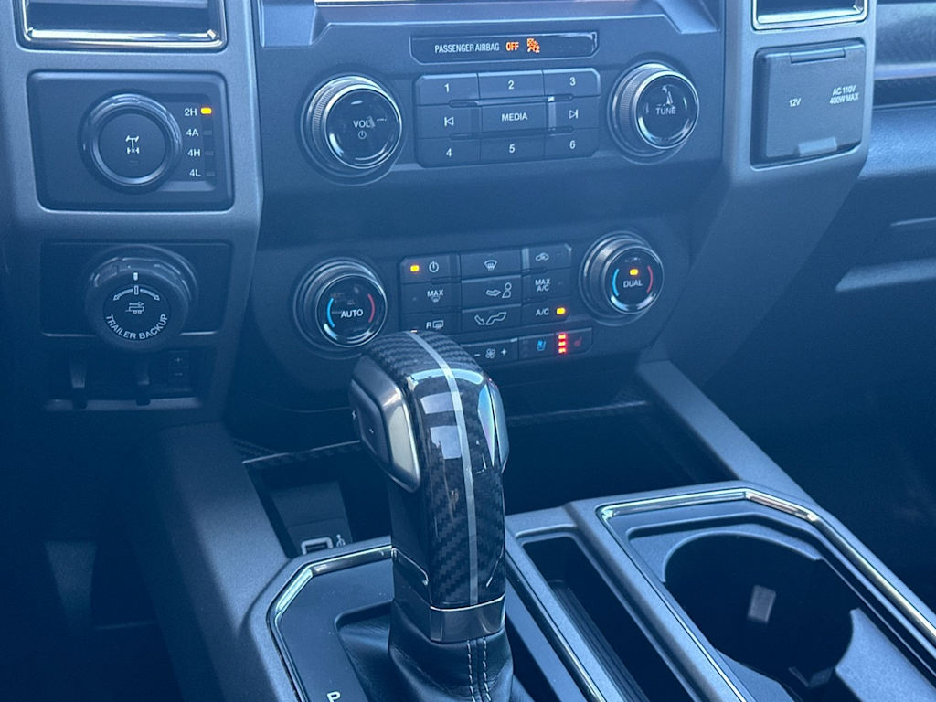 2020 Ford F-150 Raptor 13