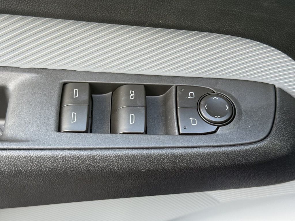 Thumbnail: 2027 Chevrolet Bolt EV - 15