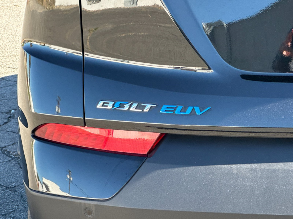 Thumbnail: 2023 Chevrolet Bolt EUV - 7