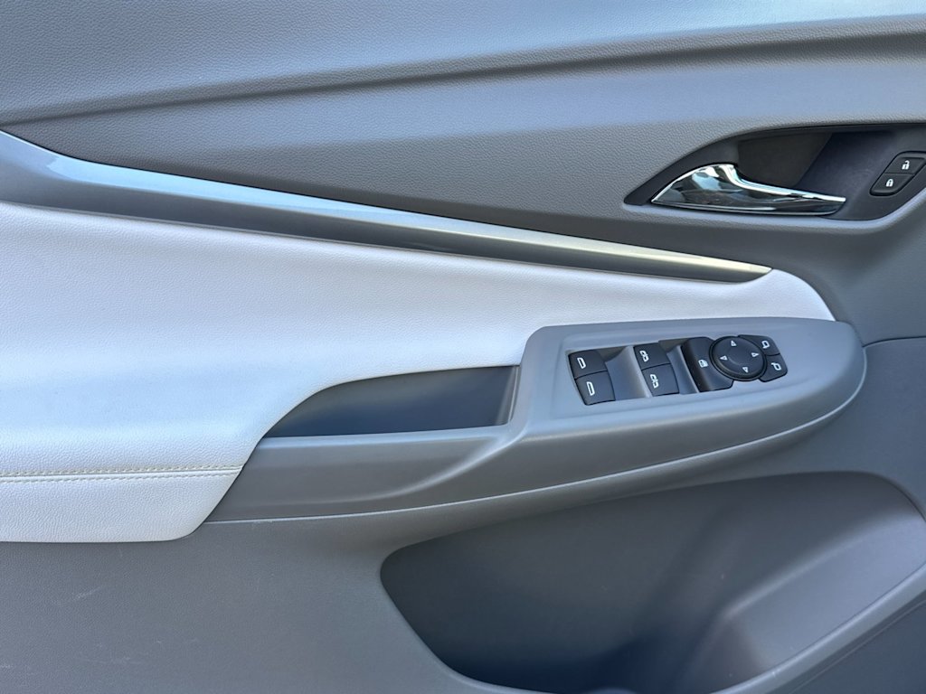 Thumbnail: 2023 Chevrolet Bolt EUV - 22