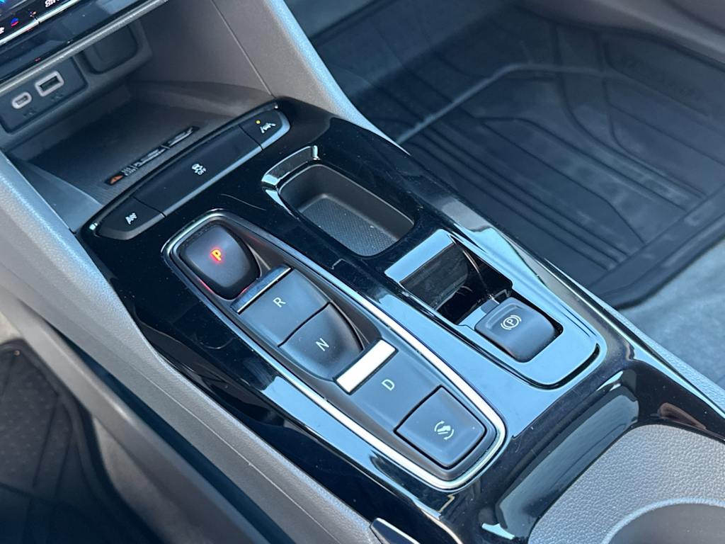 Thumbnail: 2023 Chevrolet Bolt EUV - 15