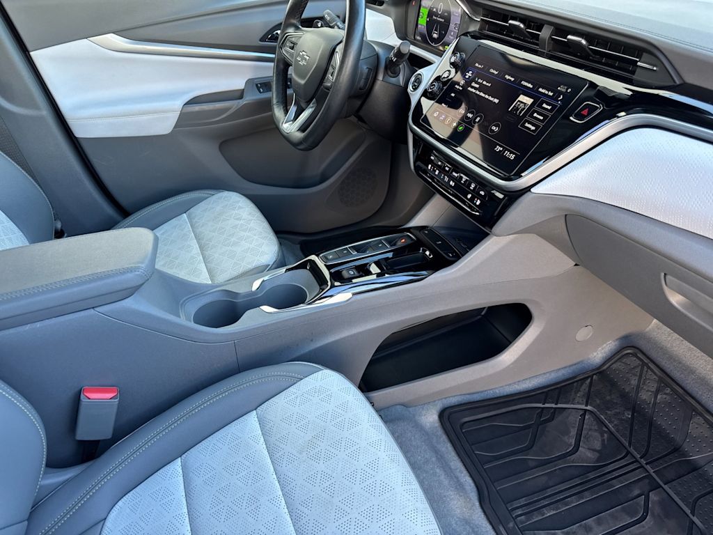 Thumbnail: 2023 Chevrolet Bolt EUV - 13